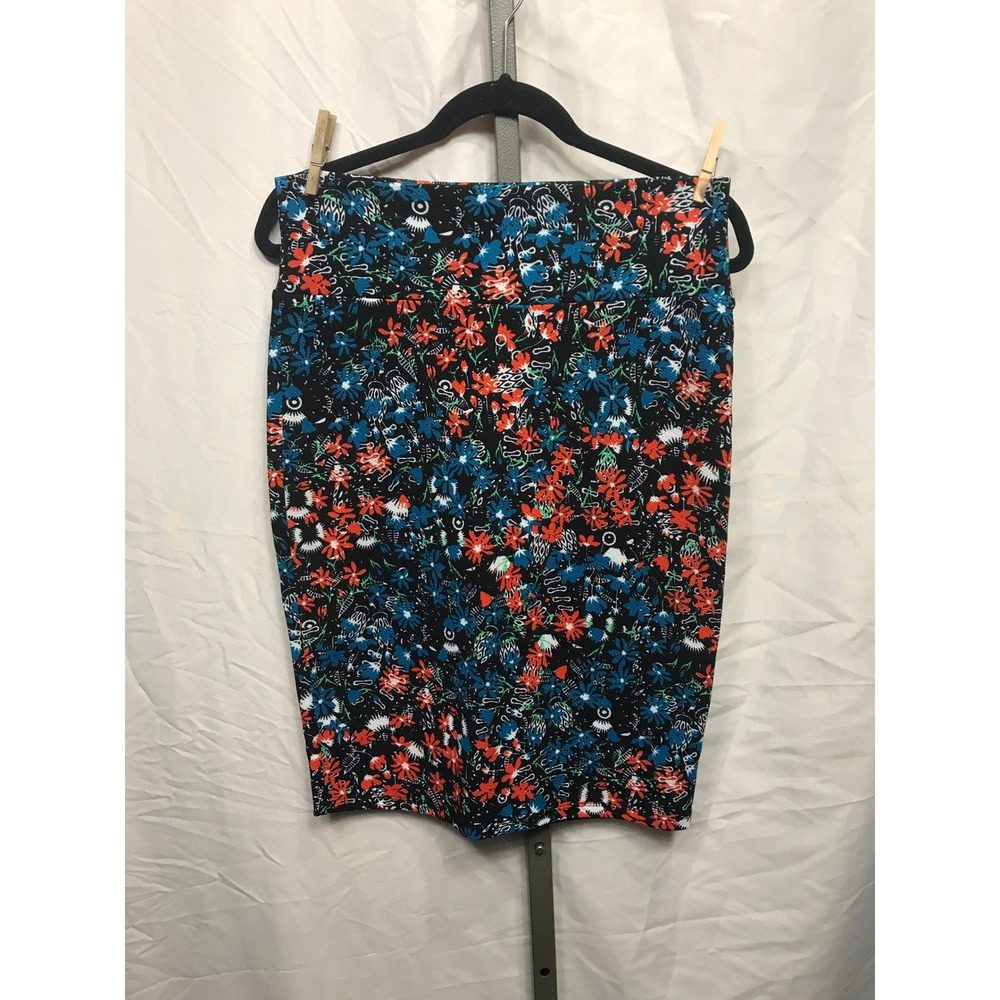 LuLaRoe Cassie Pencil Skirt Womens Medium M Floral Print Stretch Knit Knee